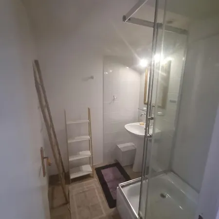 Normand Le Merle Blanc 2 A 6 Personnes