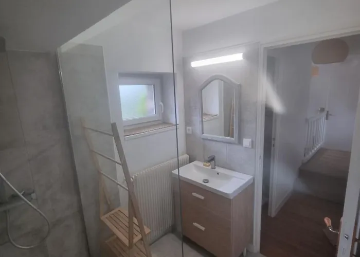 Normand Le Merle Blanc 2 A 6 Personnes Semesterbostad